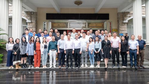 合影.jpg 合影.jpg