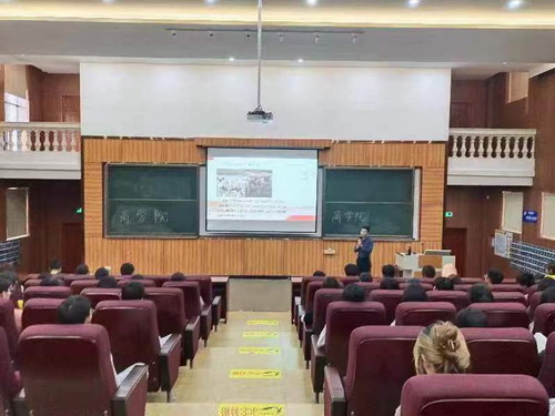 讲堂现场.jpg 讲堂现场.jpg