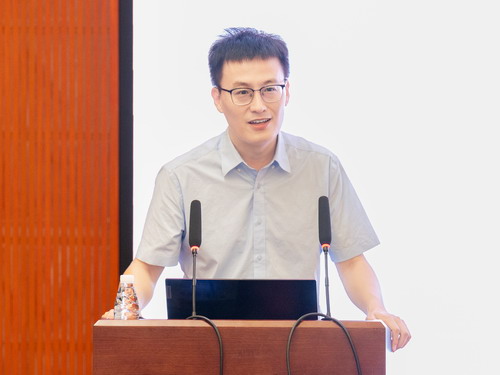 张永刚教授.jpg 张永刚教授.jpg