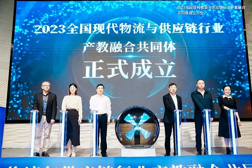 启动仪式.jpg 启动仪式.jpg