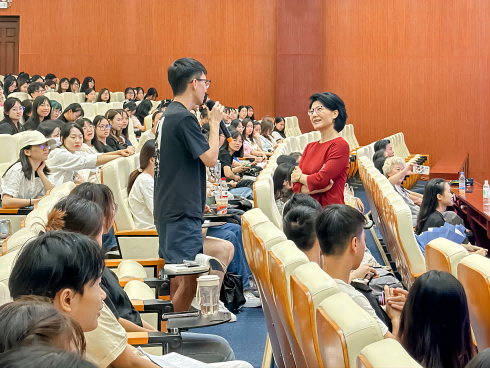 现场互动.png 现场互动.png