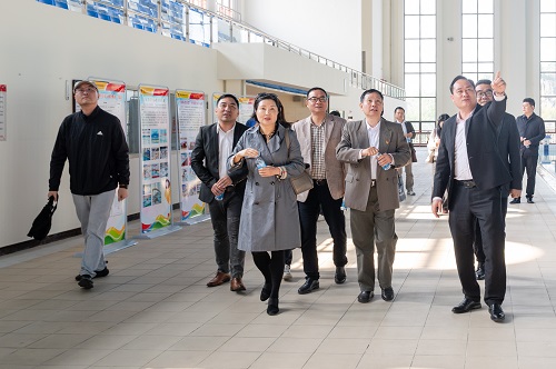 王书汉一行参观beat3652.jpg 王书汉一行参观beat3652.jpg