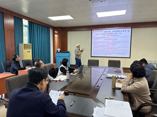 唐万有作汇报.jpg 唐万有作汇报.jpg