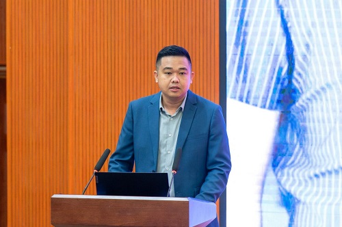 汤少鑫发言.jpg 汤少鑫发言.jpg