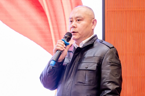 蔡向阳宣讲.JPG 蔡向阳宣讲.JPG