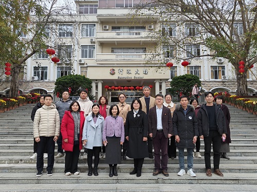 合影留念.jpg 合影留念.jpg