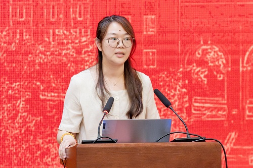 教师代表发言.jpg 教师代表发言.jpg