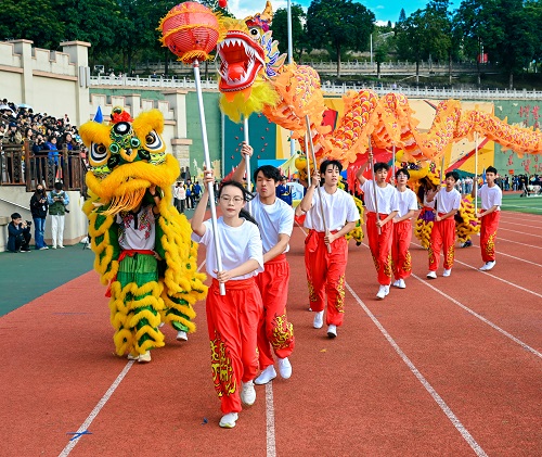 星湖校区龙狮表演.jpg 星湖校区龙狮表演.jpg