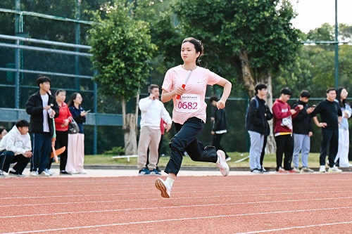 星湖校区赛场2.jpg 星湖校区赛场2.jpg