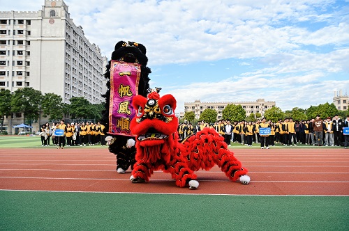 大旺校区舞狮表演.jpg 大旺校区舞狮表演.jpg