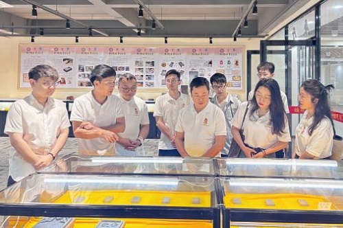 走访参观.jpg 走访参观.jpg