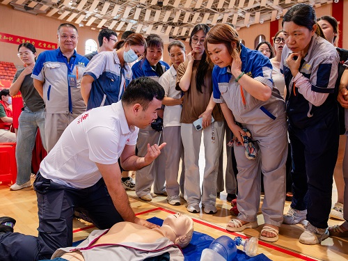 演示现场.jpg 演示现场.jpg