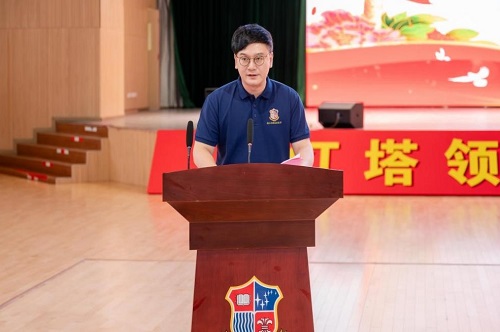 李英杰讲话.jpg 李英杰讲话.jpg