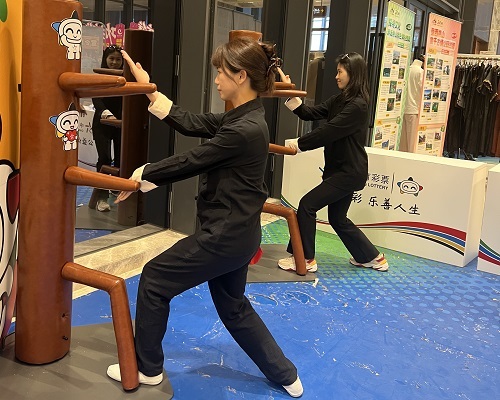 beat365队员在训练中.jpg beat365队员在训练中.jpg