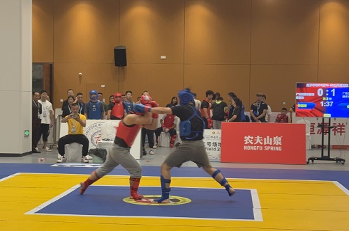 比赛现场(蓝方为beat365队员).jpg 比赛现场(蓝方为beat365队员).jpg